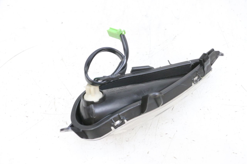 photo de TRASERO DERECHO INTERMITENTE MBK FLIPPER 115 (2013 - 2017) - Detalles de los puntos de fijación