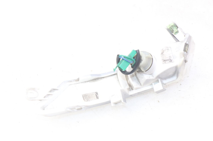 photo de INTERMITENTE TRASERO DERECHO PEUGEOT GEOPOLIS 400 (2007 - 2013) - Primer plano técnico