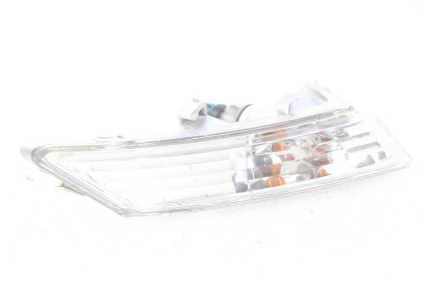 photo de INTERMITENTE TRASERO DERECHO PEUGEOT GEOPOLIS 400 (2007 - 2013) - Detalles de los puntos de fijación