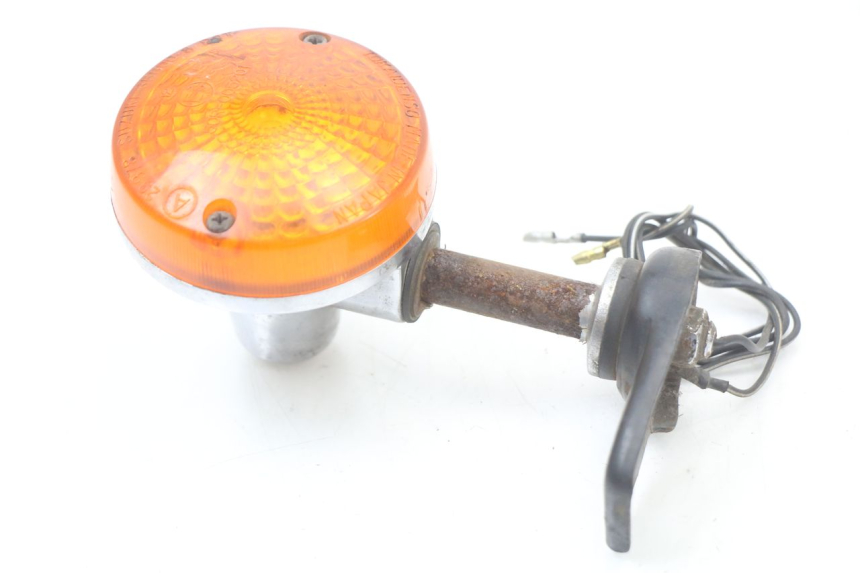 photo de TRASERO DERECHO INTERMITENTE SUZUKI GN 125 (1997 - 2000) - Zoom estado de uso