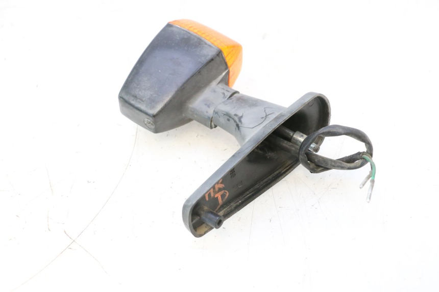 photo de TRASERO DERECHO INTERMITENTE KAWASAKI GPX F ZX750F 750 (1986 - 1990) - Detalles de los puntos de fijación