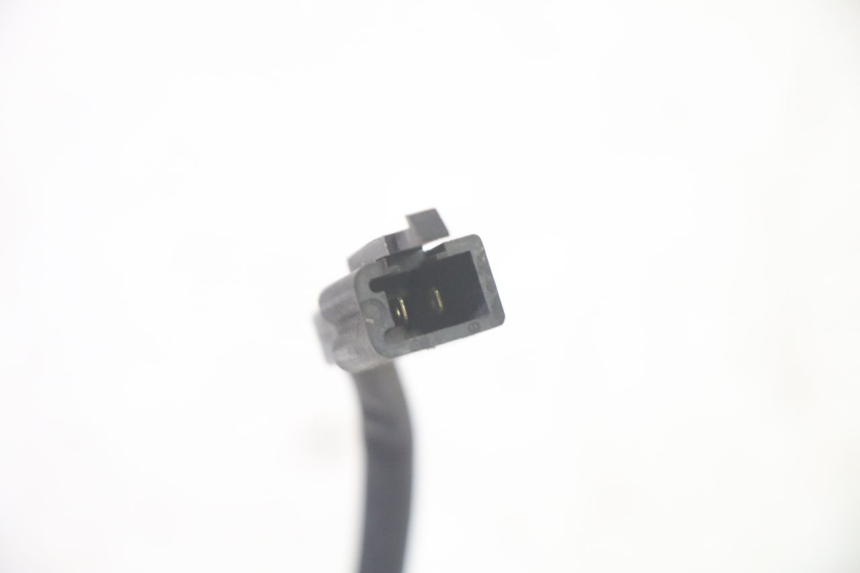 photo de TRASERO DERECHO INTERMITENTE KAWASAKI GPX R WARBIRD 600 (1988 - 1993) - Detalles de los puntos de fijación