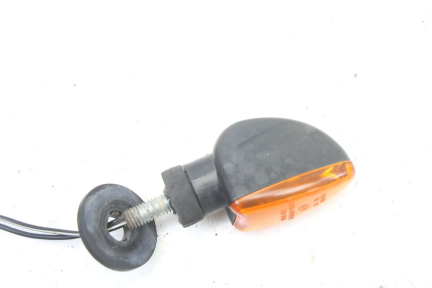 photo de TRASERO DERECHO INTERMITENTE SUZUKI GS GSE 500 (2001 - 2003) - Zoom estado de uso