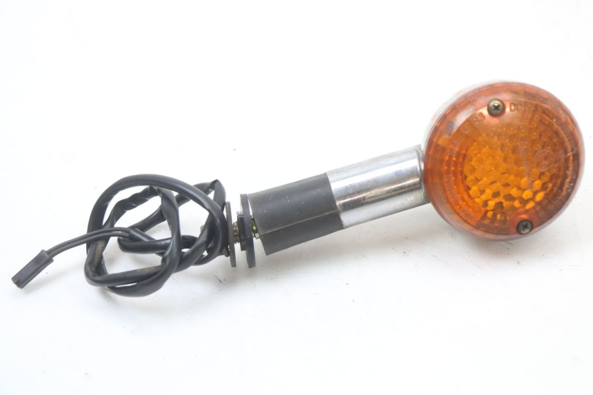 photo de TRASERO DERECHO INTERMITENTE SUZUKI GZ MARAUDER 125 (1998 - 2004) - Vista principal