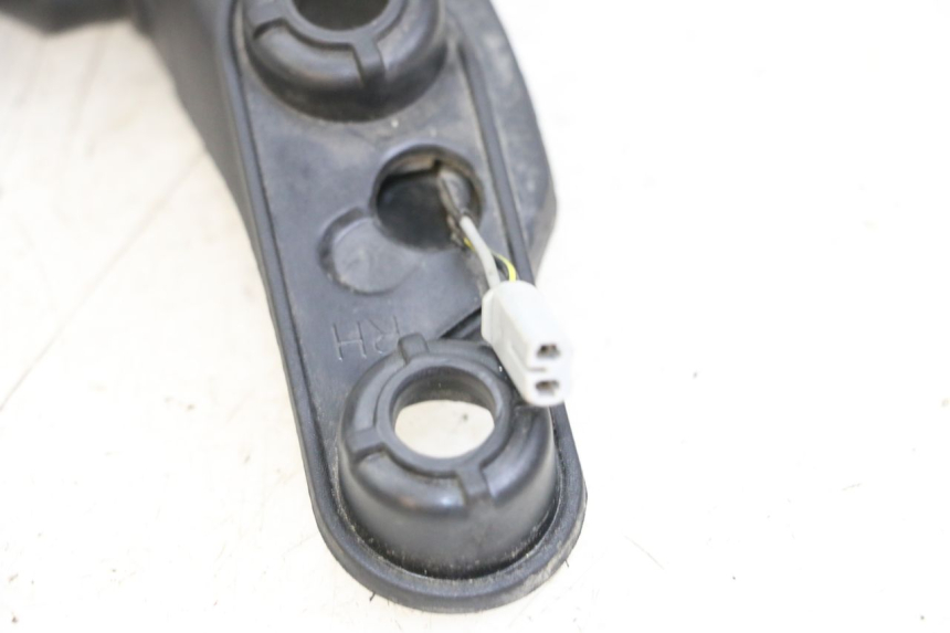 photo de TRASERO DERECHO INTERMITENTE HUSQVARNA SVARTPILEN 401 (2018 - 2023) - Detalle de la pieza