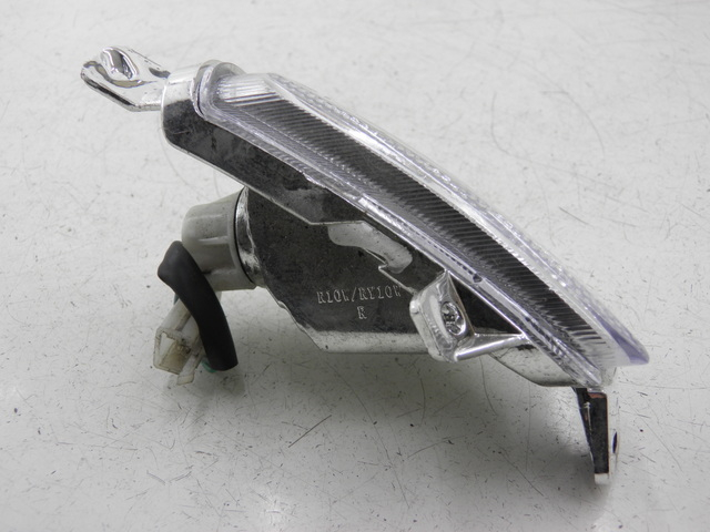 photo de TRASERO DERECHO INTERMITENTE JM MOTOR JULIA 50 (2010 - 2014) - Otra perspectiva