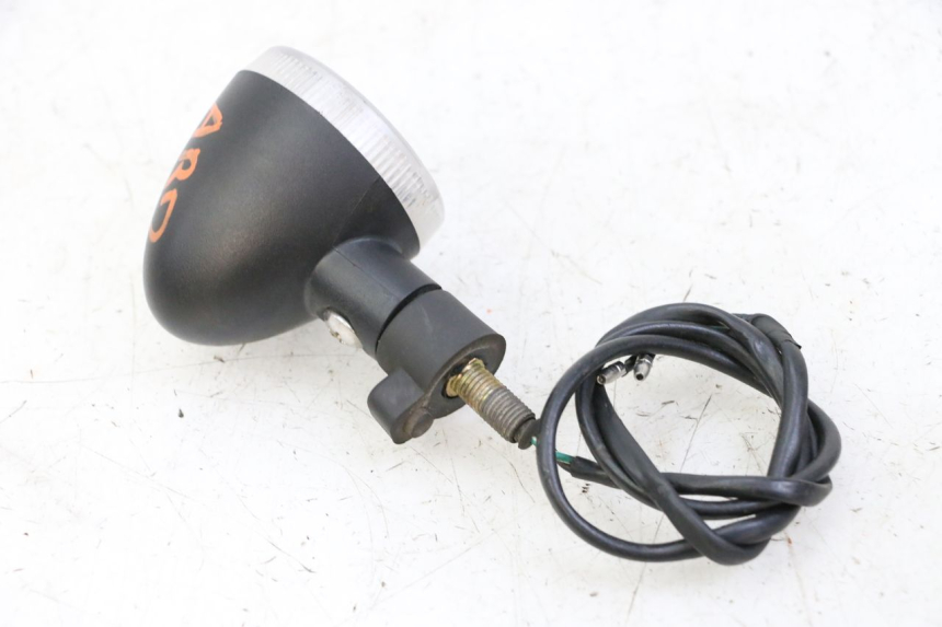 photo de TRASERO DERECHO INTERMITENTE KEEWAY K-LIGHT KLIGHT 125 (2018 - 2025) - Primer plano técnico