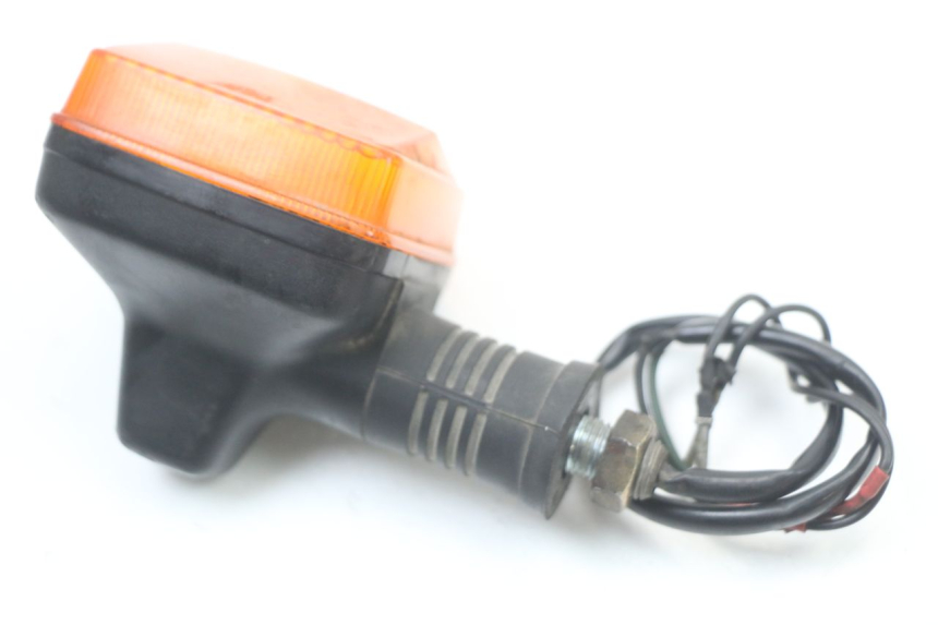 photo de TRASERO DERECHO INTERMITENTE KAWASAKI KDX 125 (1990 - 1991) - Zoom estado de uso