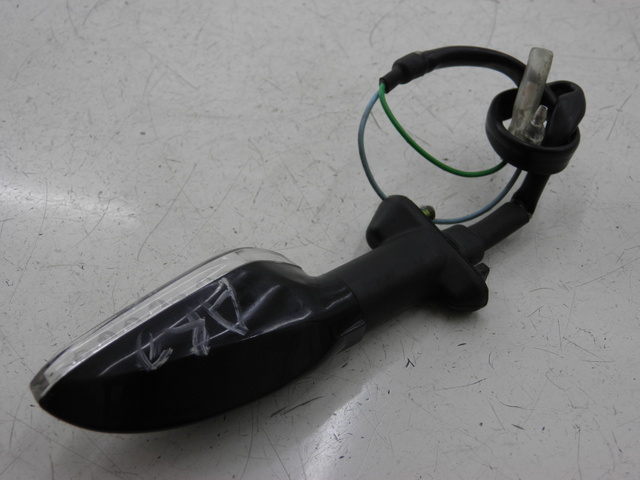 photo de TRASERO DERECHO INTERMITENTE KYMCO QUANNON NAKED 125 (2010) - Detalle de la pieza