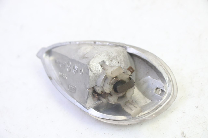 photo de TRASERO DERECHO INTERMITENTE PIAGGIO LIBERTY 125 (1998 - 2008) - Primer plano técnico