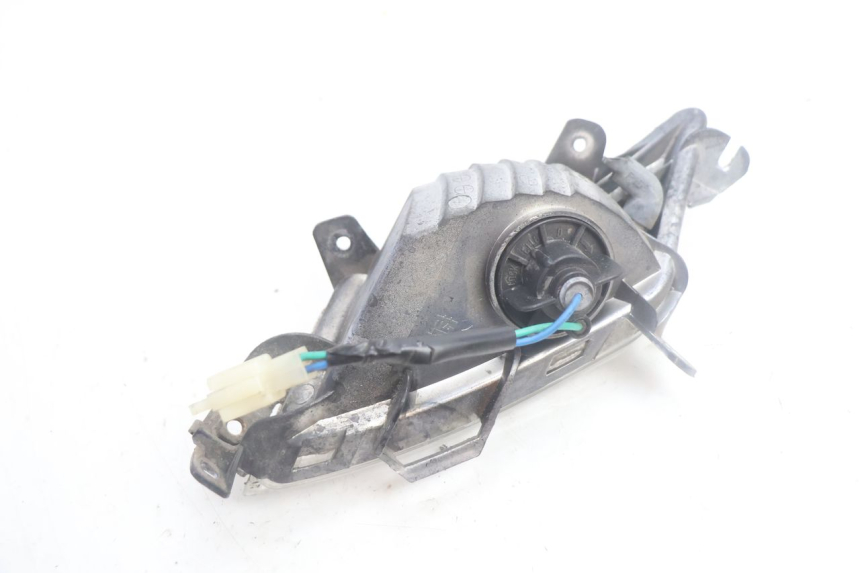 photo de INTERMITENTE TRASERO DERECHO KYMCO LIKE 125 (2009 - 2016) - Primer plano técnico