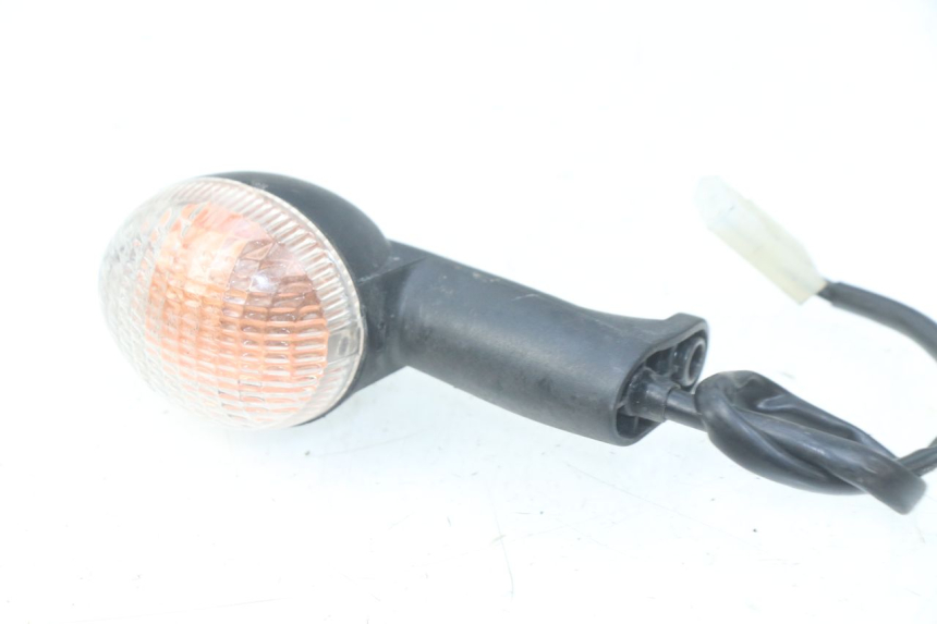 photo de INTERMITENTE TRASERO DERECHO PEUGEOT LUDIX 50 (2008 - 2017) - Zoom estado de uso