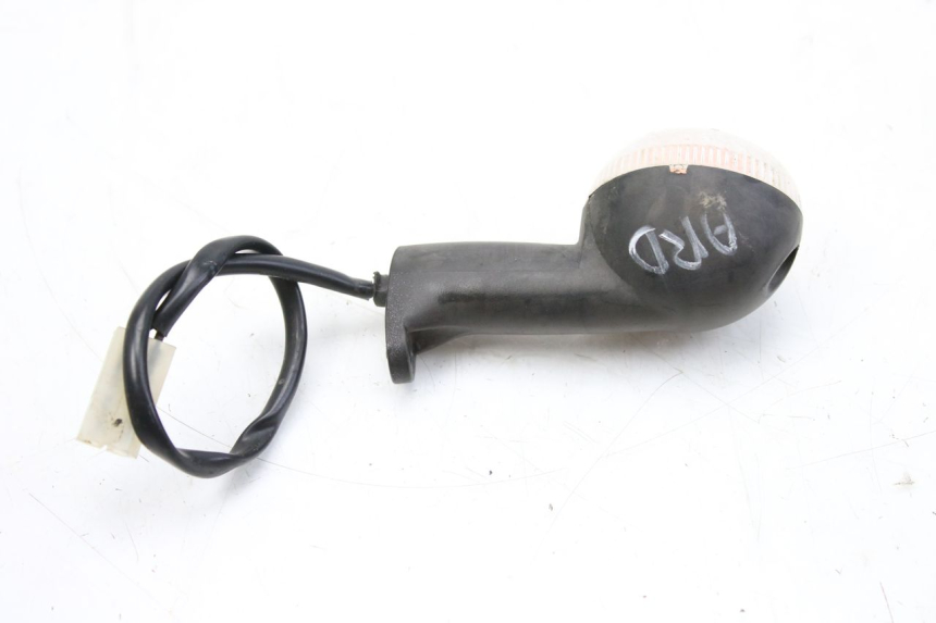 photo de INTERMITENTE TRASERO DERECHO PEUGEOT LUDIX 50 (2008 - 2017) - Primer plano técnico