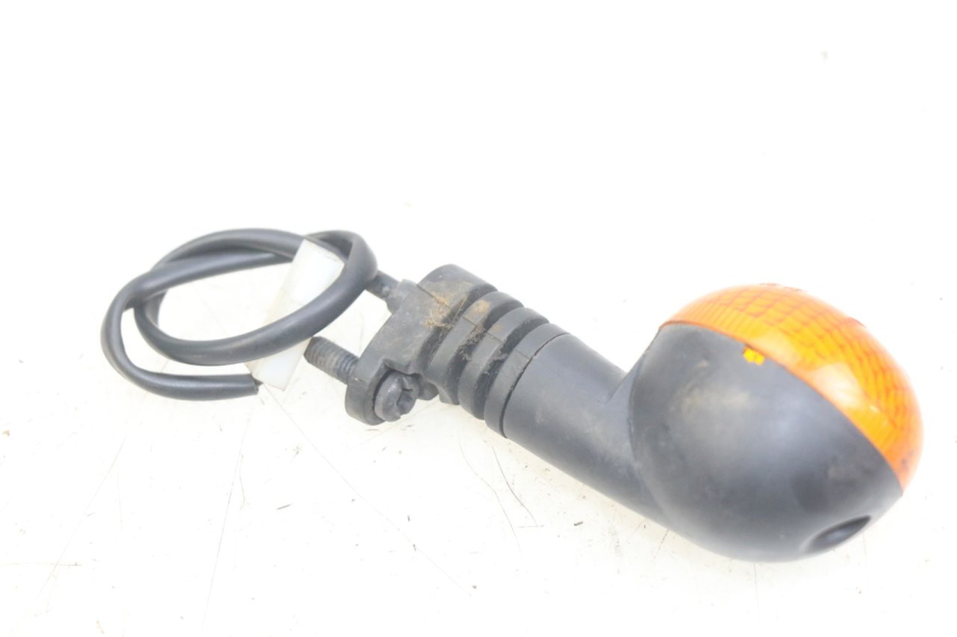 photo de INTERMITENTE TRASERO DERECHO PEUGEOT LUDIX 50 (2005 - 2007) - Zoom estado de uso