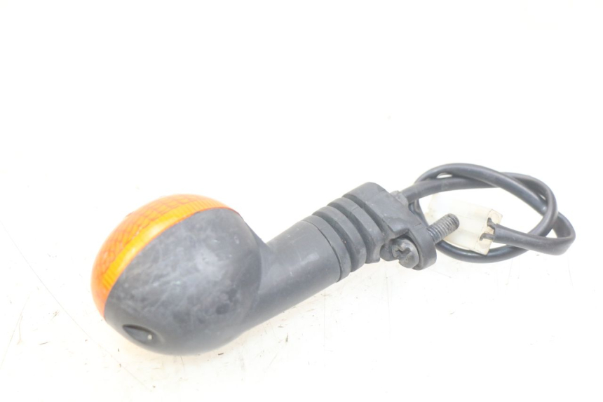 photo de INTERMITENTE TRASERO DERECHO PEUGEOT LUDIX 50 (2005 - 2007) - Otra perspectiva