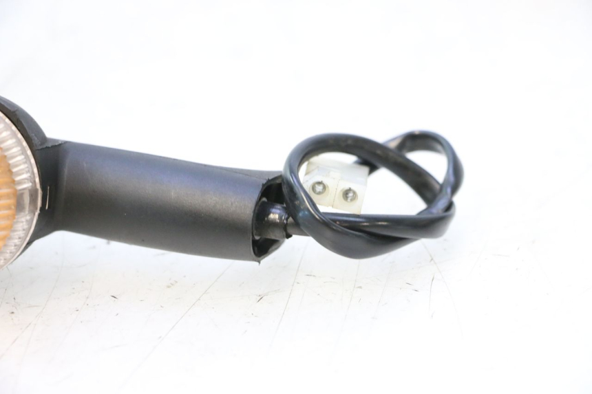 photo de INTERMITENTE TRASERO DERECHO PEUGEOT LUDIX 50 (2008 - 2017) - Detalle de la pieza