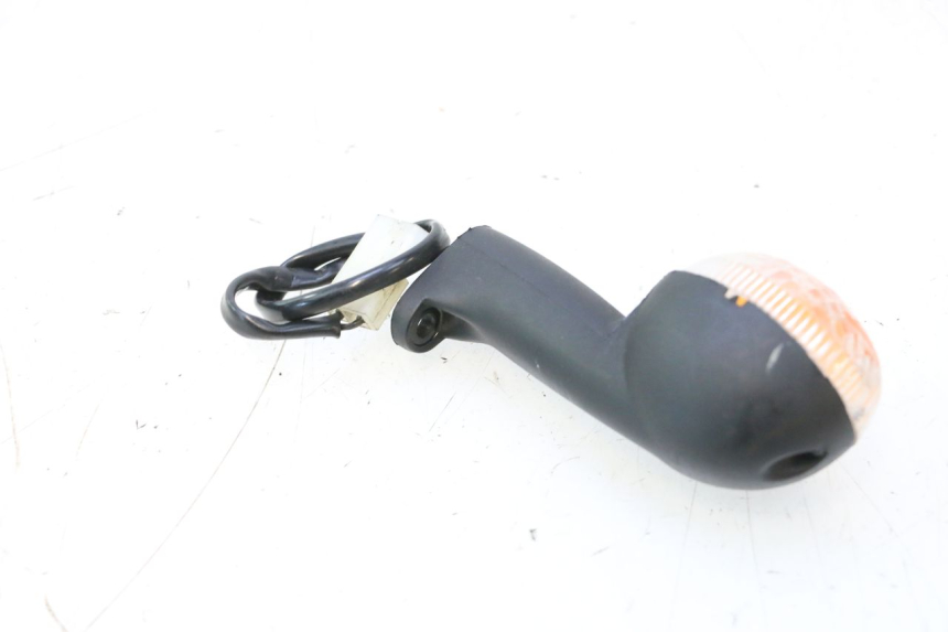 photo de INTERMITENTE TRASERO DERECHO PEUGEOT LUDIX 50 (2008 - 2017) - Zoom estado de uso