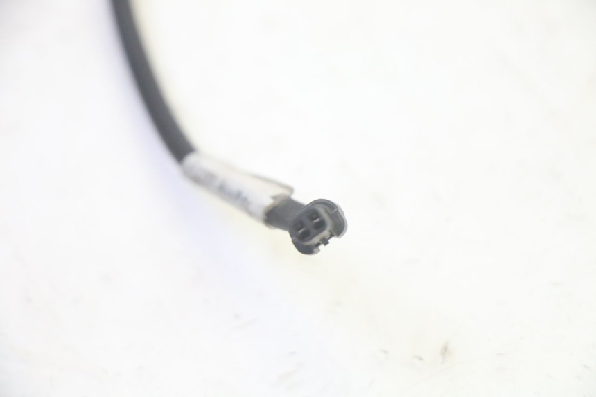 photo de TRASERO DERECHO INTERMITENTE PIAGGIO MP3 HPE 350 (2018 - 2020) - Primer plano técnico