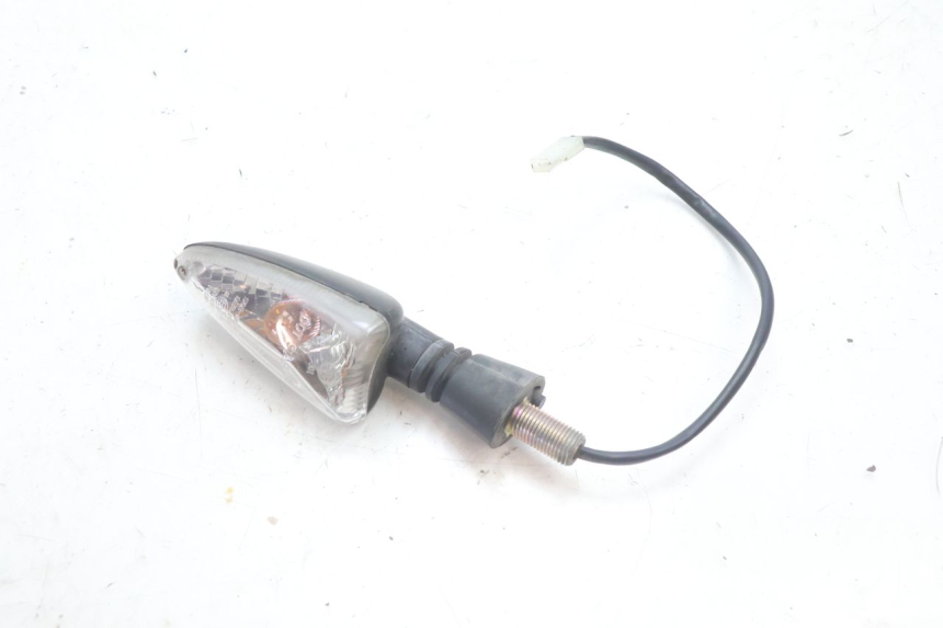 photo de TRASERO DERECHO INTERMITENTE PIAGGIO MP3 500 (2016 - 2018) - Primer plano técnico