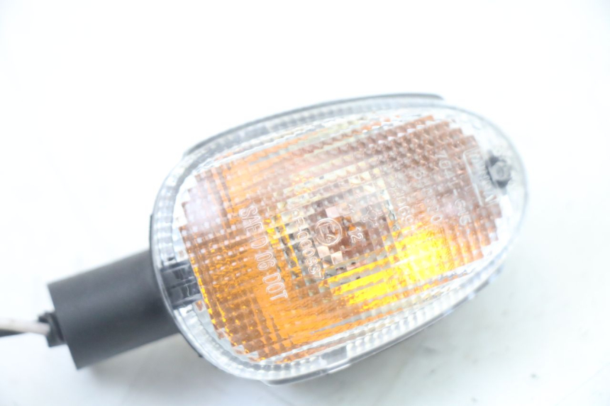 photo de TRASERO DERECHO INTERMITENTE PIAGGIO NRG POWER PUREJET 50 (2018 - 2021) - Detalle de la pieza