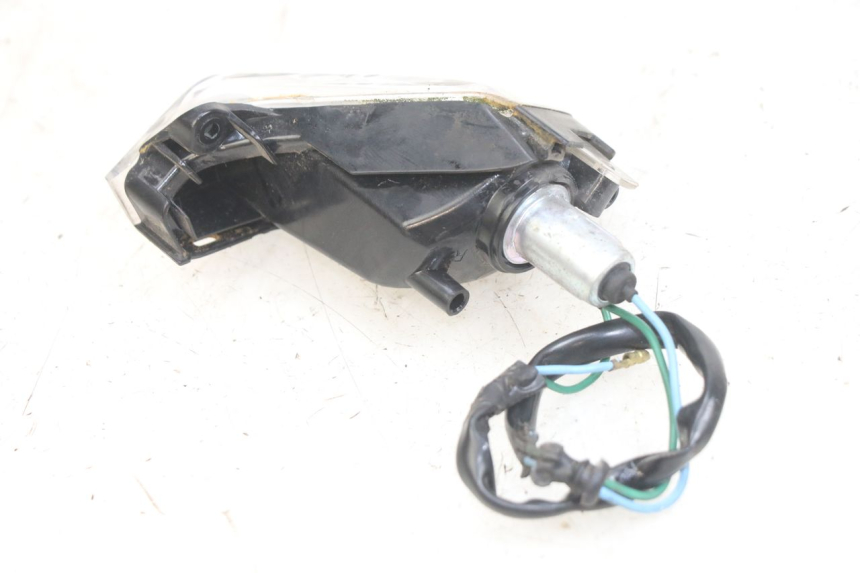 photo de INTERMITENTE TRASERO DERECHO HONDA PCX (JF28) 125 (2009 - 2011) - Zoom estado de uso