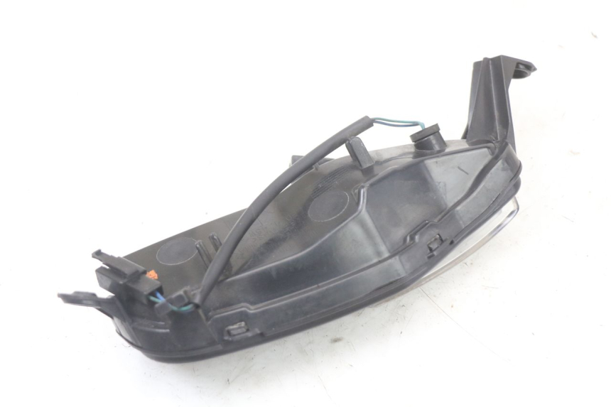 photo de TRASERO DERECHO INTERMITENTE PEUGEOT DJANGO 125 (2014 - 2017) - Primer plano técnico