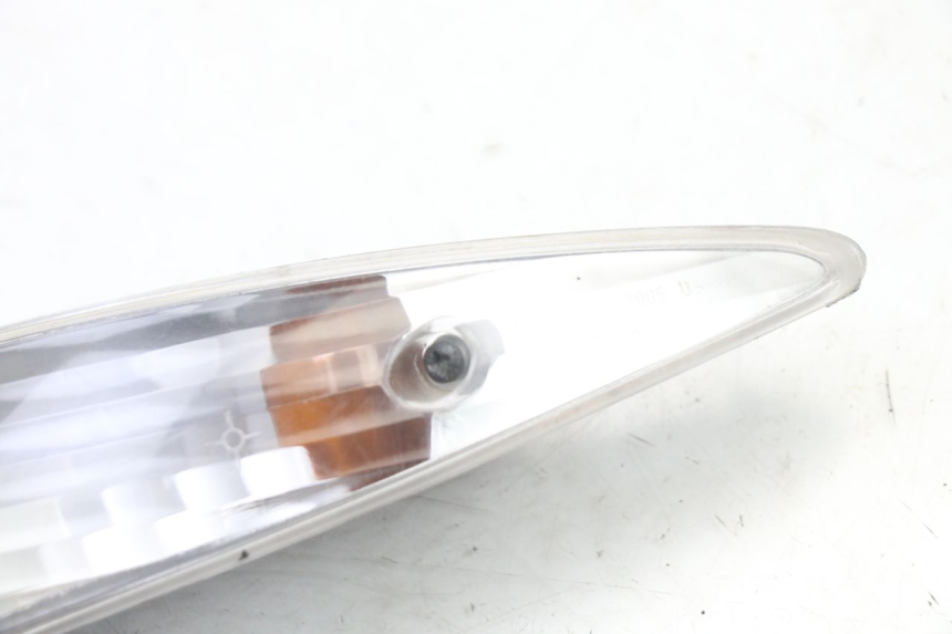 photo de INTERMITENTE TRASERO DERECHO PEUGEOT ELYSTAR 50 (2002 - 2014) - Zoom estado de uso