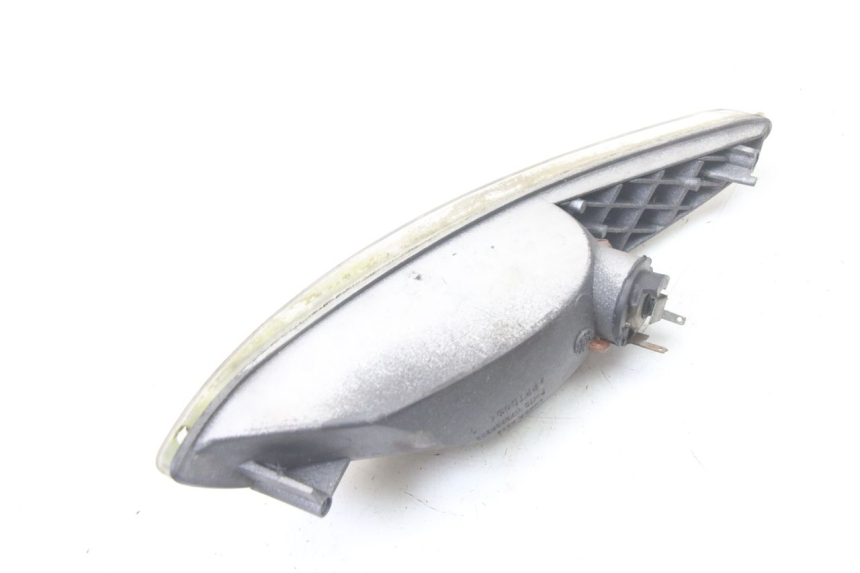 photo de INTERMITENTE TRASERO DERECHO PEUGEOT ELYSTAR 50 (2002 - 2014) - Zoom estado de uso