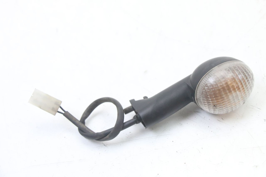 photo de TRASERO DERECHO INTERMITENTE PEUGEOT LUDIX ONE 50 (2005 - 2008) - Zoom estado de uso