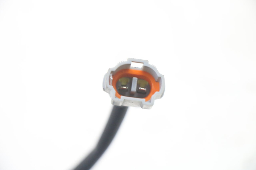 photo de TRASERO DERECHO INTERMITENTE PEUGEOT TWEET 4T 50 (2023 - 2025) - Primer plano técnico