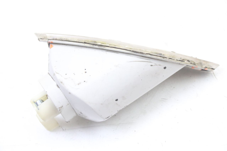 photo de TRASERO DERECHO INTERMITENTE PIAGGIO VESPA GRANTURISMO 125 (2003 - 2007) - Zoom estado de uso