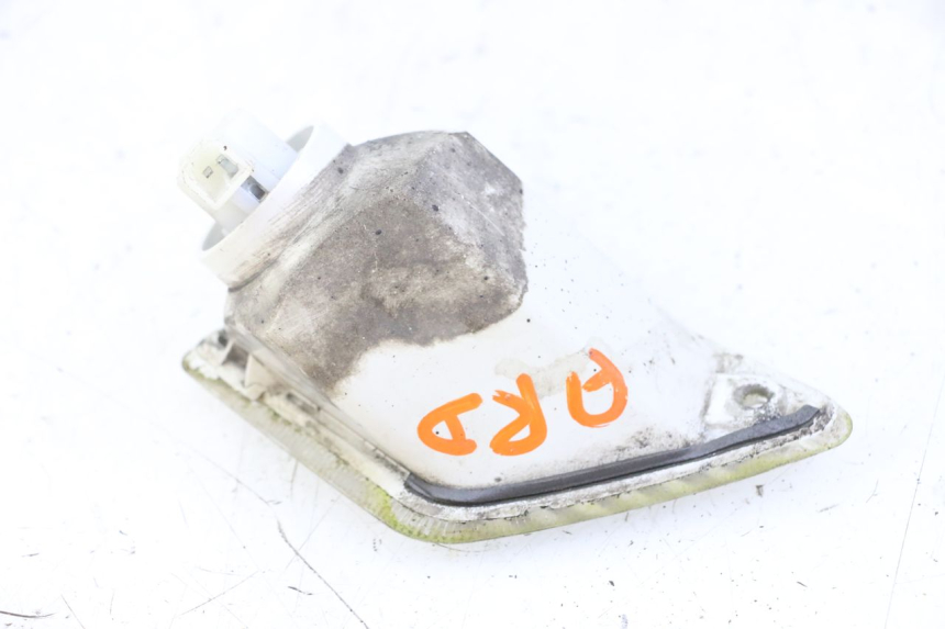 photo de TRASERO DERECHO INTERMITENTE PIAGGIO VESPA GRANTURISMO 200 (2004 - 2005) - Detalles de los puntos de fijación