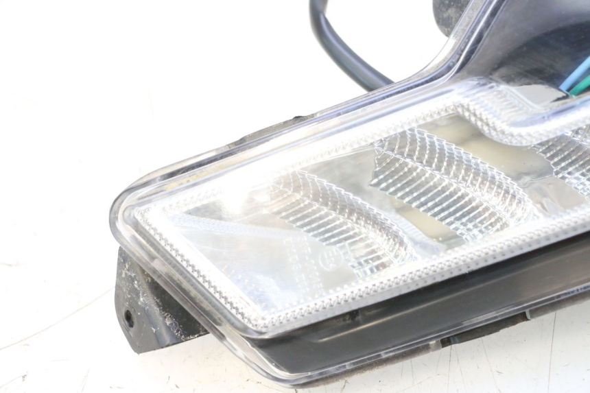 photo de TRASERO DERECHO INTERMITENTE EFUN PUSA 1 - Detalle de la pieza