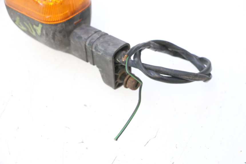 photo de TRASERO DERECHO INTERMITENTE MZ RT 125 (2000 - 2008) - Zoom estado de uso
