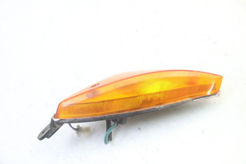 photo de TRASERO DERECHO INTERMITENTE DAELIM S1 125 (2007 - 2016) - Zoom estado de uso