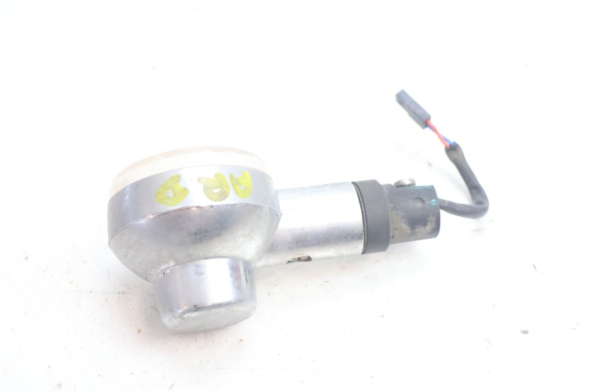 photo de TRASERO DERECHO INTERMITENTE APRILIA SCARABEO GT 125 (1999 - 2007) - Zoom estado de uso