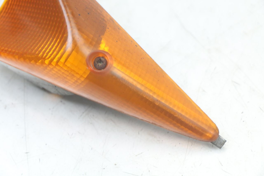 photo de INTERMITENTE TRASERO DERECHO PEUGEOT SPEEDFIGHT 100 (1997 - 2007) - Zoom estado de uso