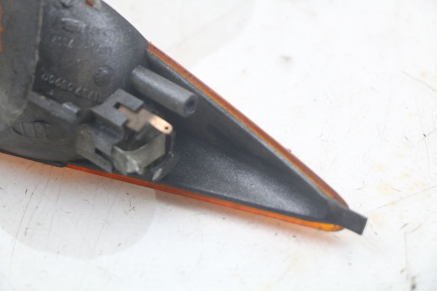 photo de INTERMITENTE TRASERO DERECHO PEUGEOT SPEEDFIGHT 100 (1997 - 2007) - Recambio usado revisado