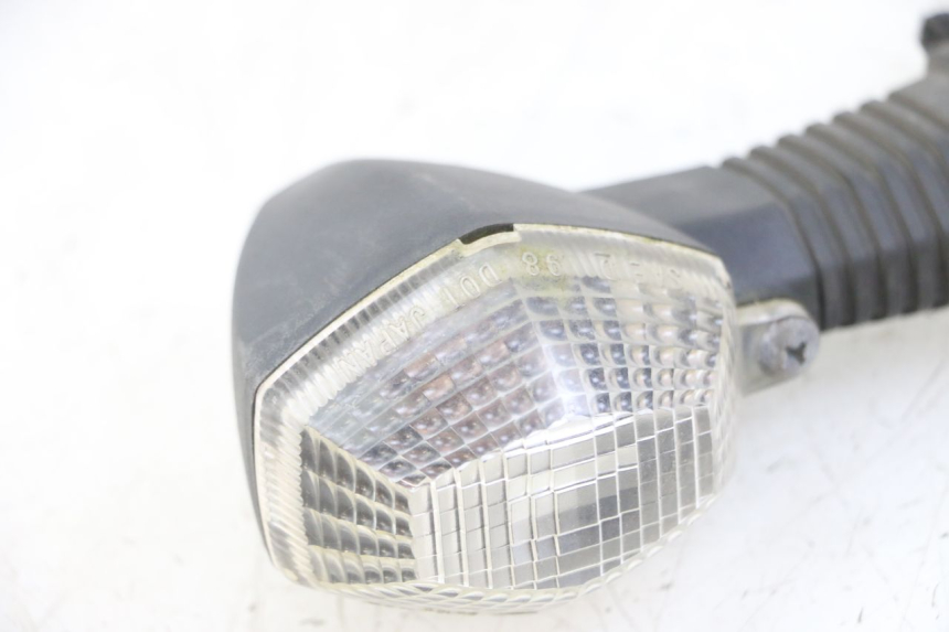photo de TRASERO DERECHO INTERMITENTE SUZUKI GSX F GSXF 650 (2007 - 2015) - Zoom estado de uso