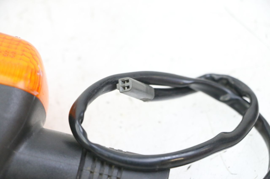 photo de TRASERO DERECHO INTERMITENTE SUZUKI SV N 650 (1999 - 2002) - Zoom estado de uso