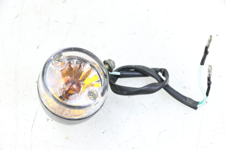 photo de TRASERO DERECHO INTERMITENTE SYM ORBIT 2 4T 50 (2008 - 2017) - Zoom estado de uso