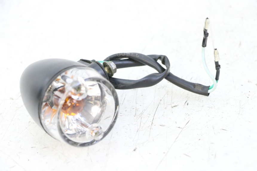 photo de TRASERO DERECHO INTERMITENTE SYM ORBIT 2 4T 50 (2008 - 2017) - Detalles de los puntos de fijación