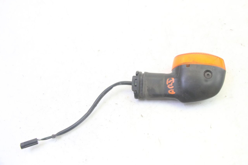 photo de TRASERO DERECHO INTERMITENTE YAMAHA TDM ABS 900 (2002 - 2014) - Otra perspectiva