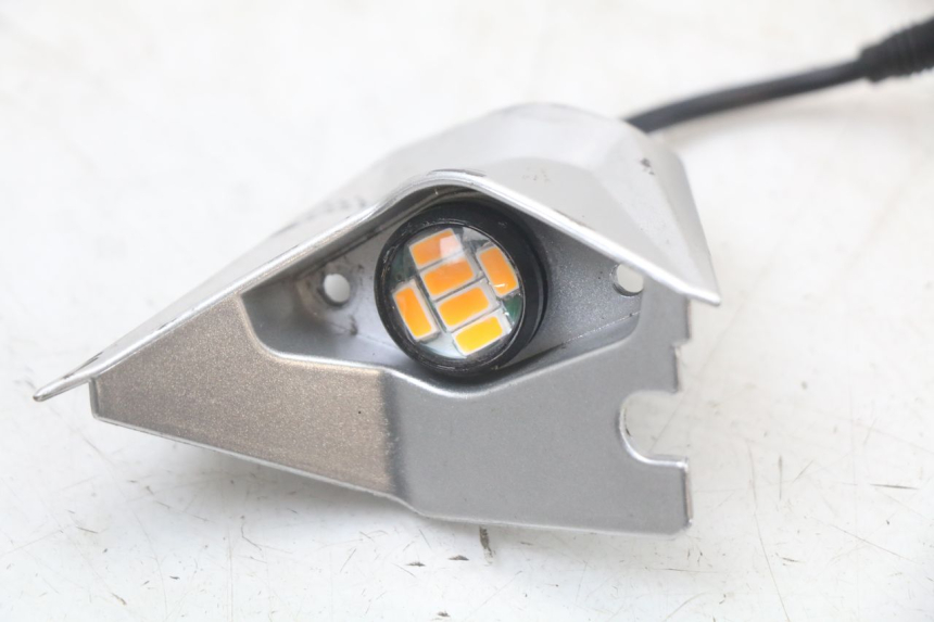 photo de TRASERO DERECHO INTERMITENTE DUALTRON TOGO PLUS 1 - Zoom estado de uso