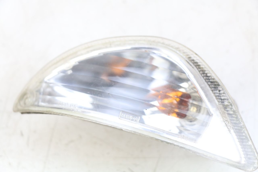 photo de INTERMITENTE TRASERO DERECHO PIAGGIO VESPA LXV 125 (2006 - 2009) - Detalle de la pieza