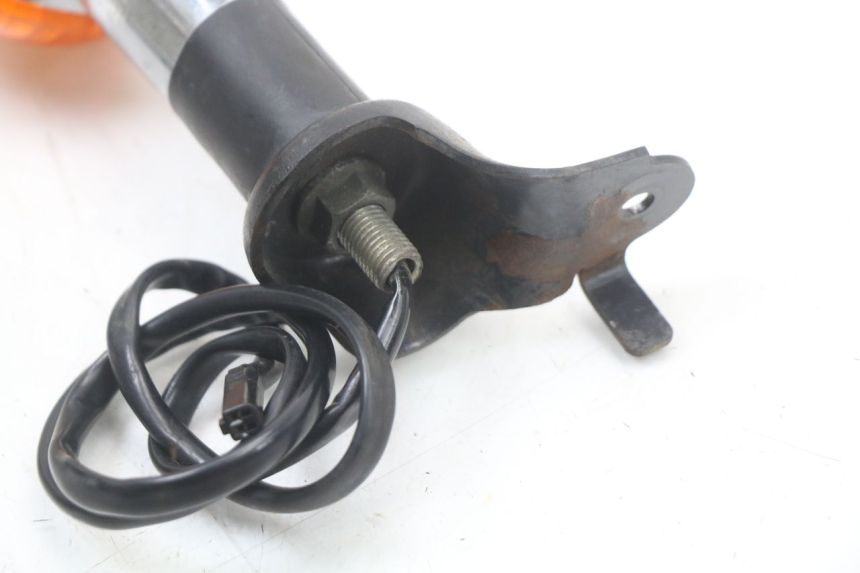 photo de TRASERO DERECHO INTERMITENTE SUZUKI VL INTRUDER 125 (2004 - 2007) - Vista general del producto