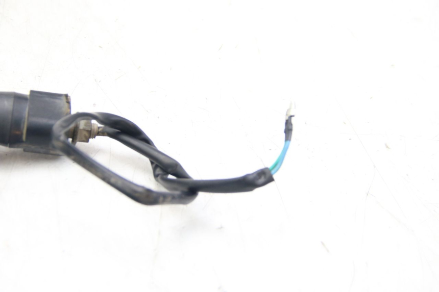 photo de INTERMITENTE TRASERO DERECHO SYM WOLF SB 125 (2011 - 2018) - Otra perspectiva