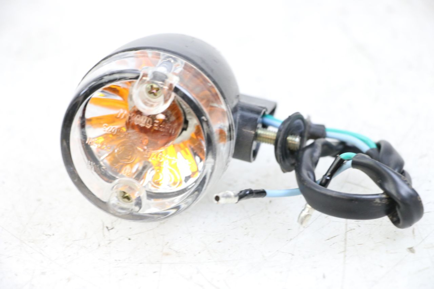 photo de TRASERO DERECHO INTERMITENTE SYM X-PRO 4T 50 (2014 - 2021) - Detalle de la pieza