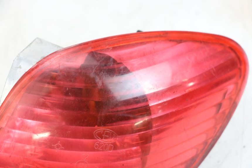 photo de INTERMITENTE TRASERO DERECHO PIAGGIO X9 125 (2000 - 2003) - Zoom estado de uso