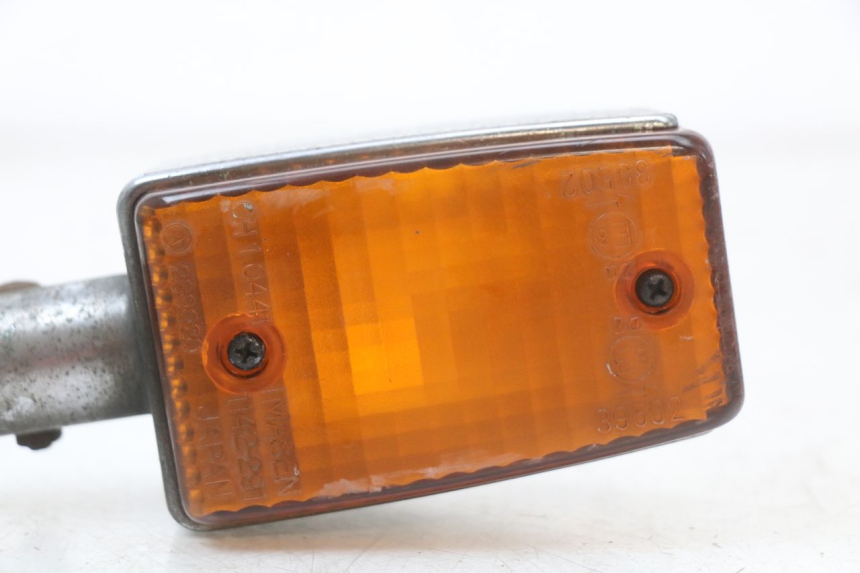 photo de TRASERO DERECHO INTERMITENTE YAMAHA XJ F 900 (1983 - 1994) - Detalle de la pieza